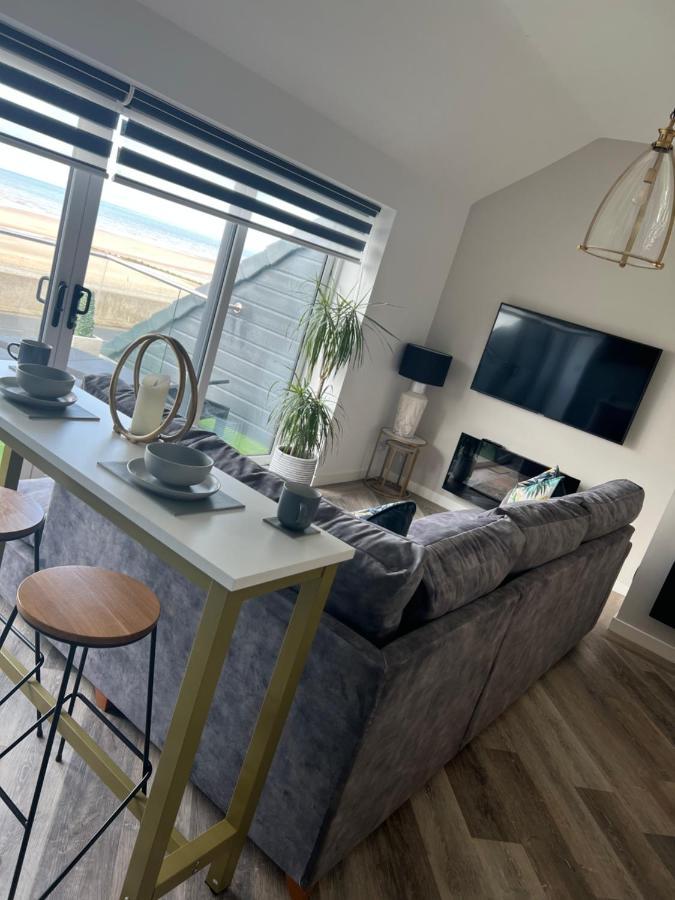 Beach View Apartment With Balcony And Sea View - Pet Friendly Cleveleys Exterior photo